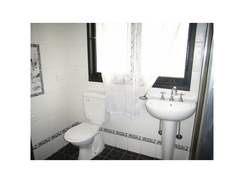 5 KEESING CRES, Blackett NSW 2770