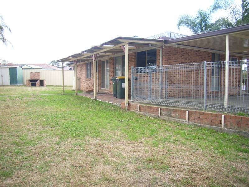 6 Matheson Gve, Hassall Grove NSW 2761