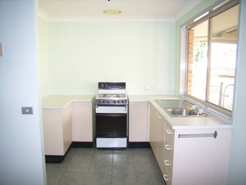 6 Matheson Gve, Hassall Grove NSW 2761
