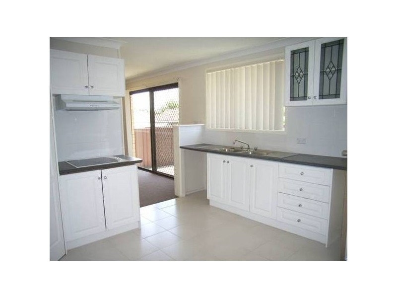 52 Glenn St, Dean Park NSW 2761