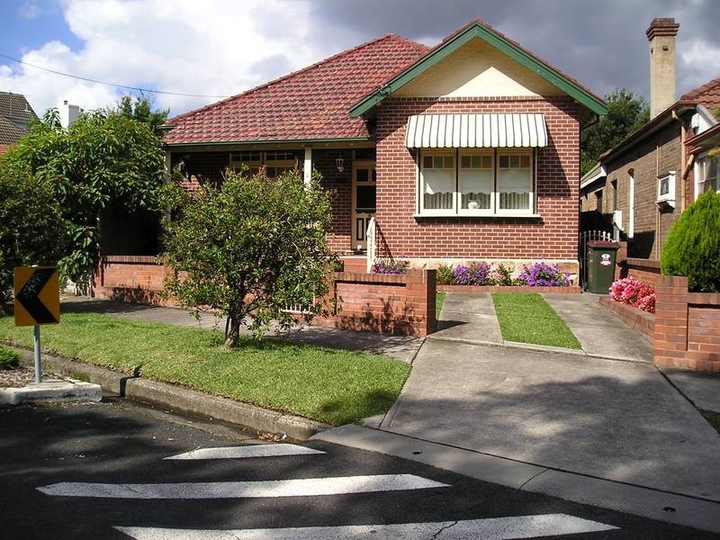 2 Dalleys Road, Naremburn NSW 2065