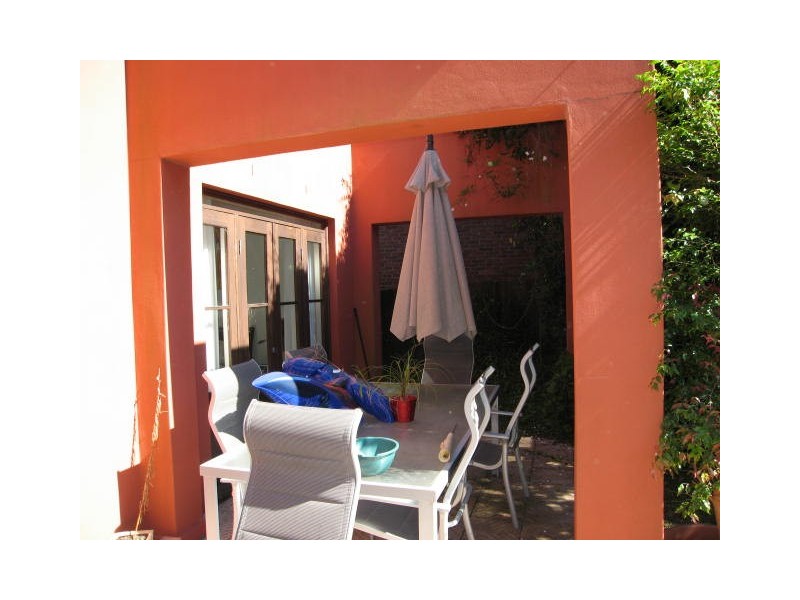 24 Putarri Avenue, St Ives NSW 2075