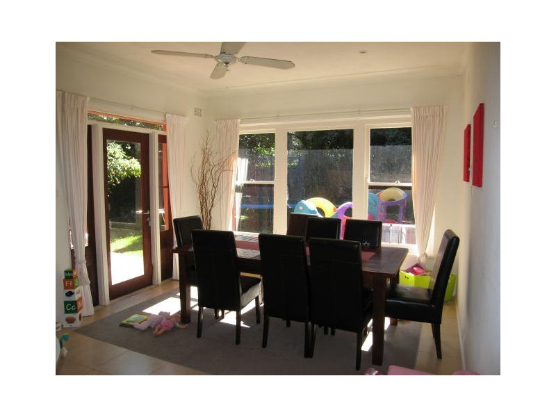 24 Putarri Avenue, St Ives NSW 2075