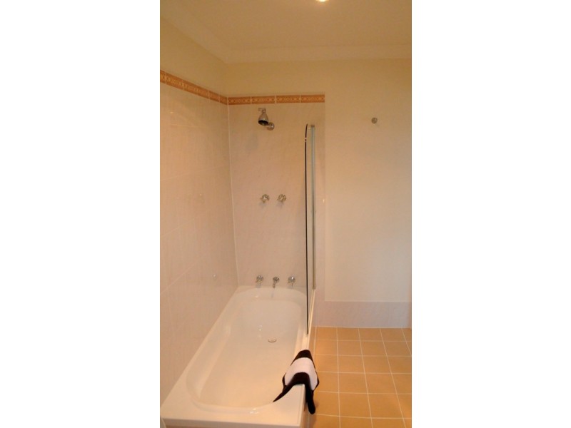 38 Dorothy Avenue, Woy Woy NSW 2256