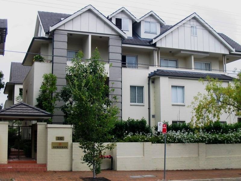 42/252 Willoughby Road, Naremburn NSW 2065