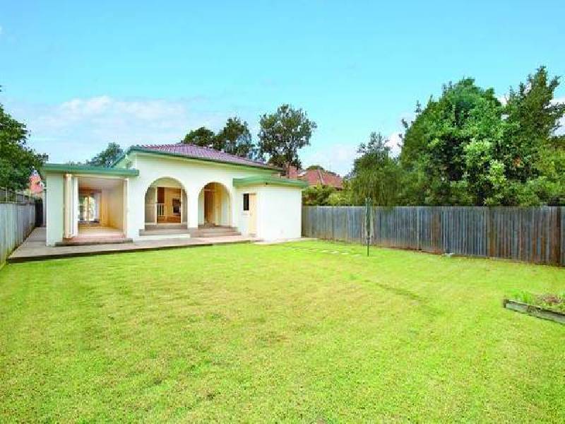 Warrane Road, Willoughby NSW 2068