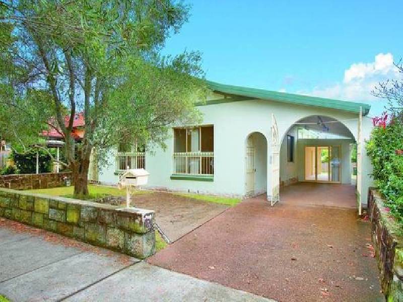 Warrane Road, Willoughby NSW 2068