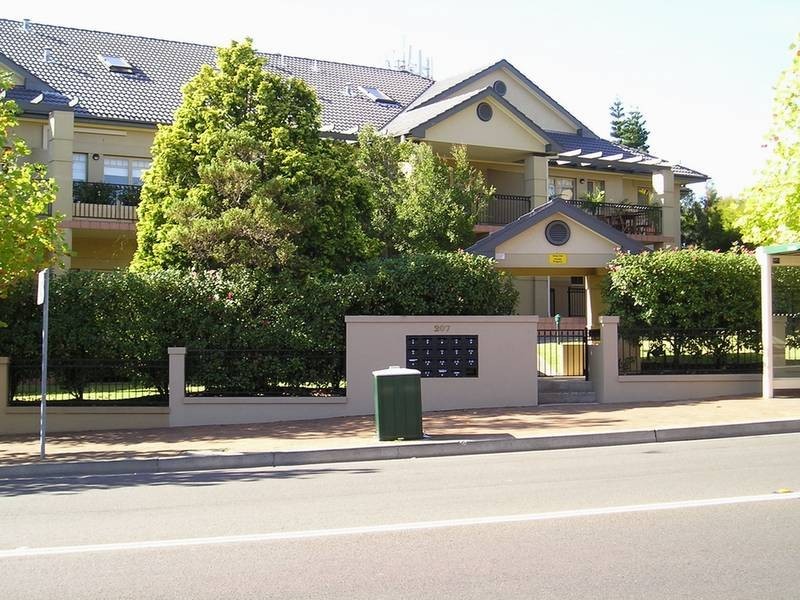 2/207 Willoughby Road, Naremburn NSW 2065