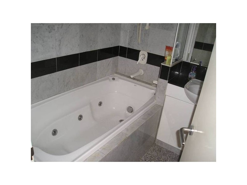 1103/37 Glen Street, Milsons Point NSW 2061