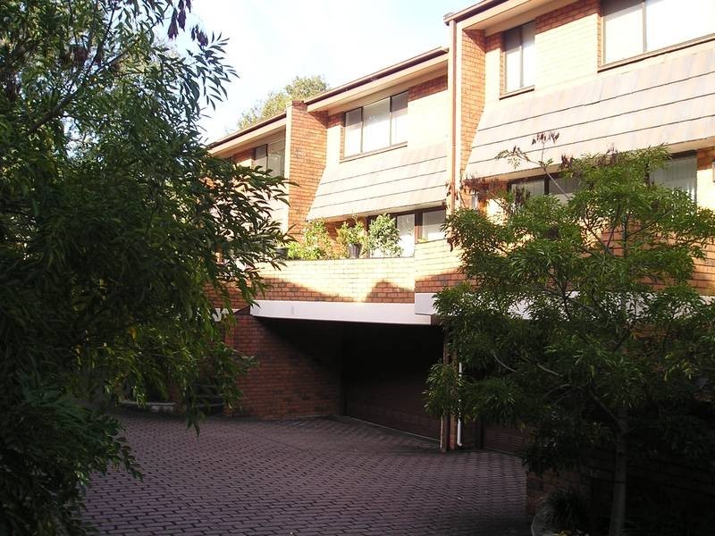 9/49 Ben Boyd Rd, Neutral Bay NSW 2089