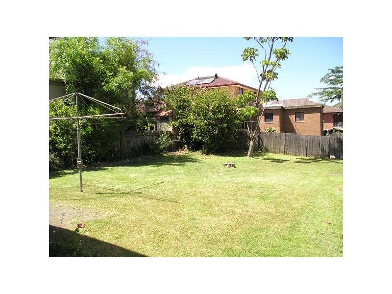 16 Frenchs Rd, Willoughby NSW 2068