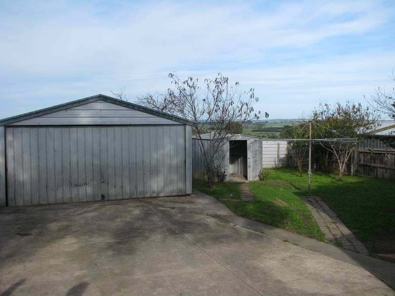 15 Byrne Street, Leongatha VIC 3953
