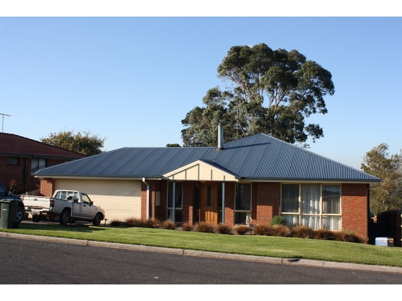 17 Mair Crescent, Korumburra VIC 3950