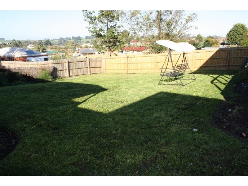 17 Mair Crescent, Korumburra VIC 3950