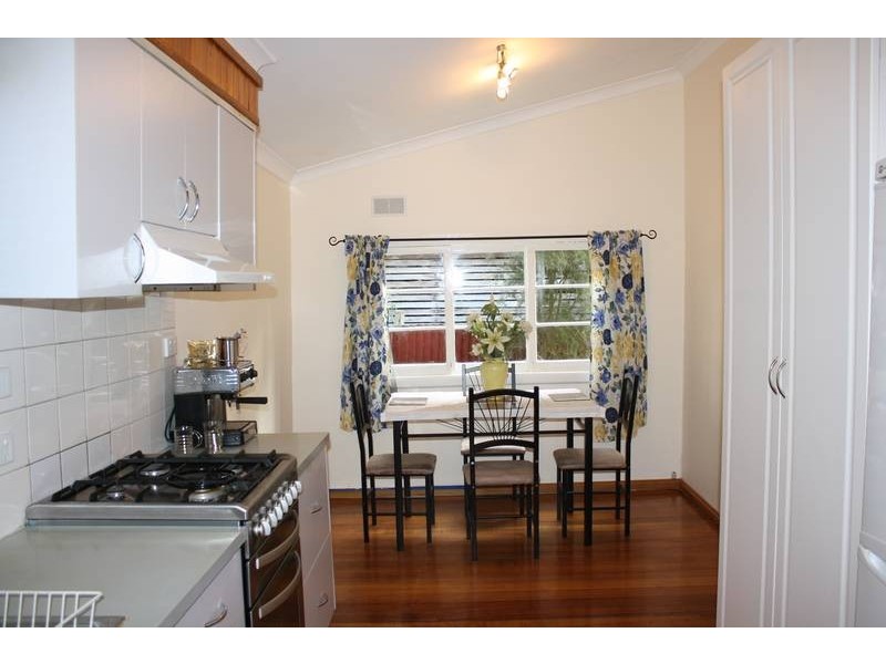 48 Victoria Street, Loch VIC 3945