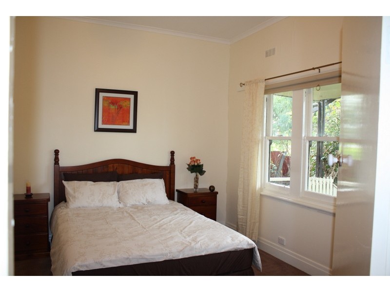 48 Victoria Street, Loch VIC 3945