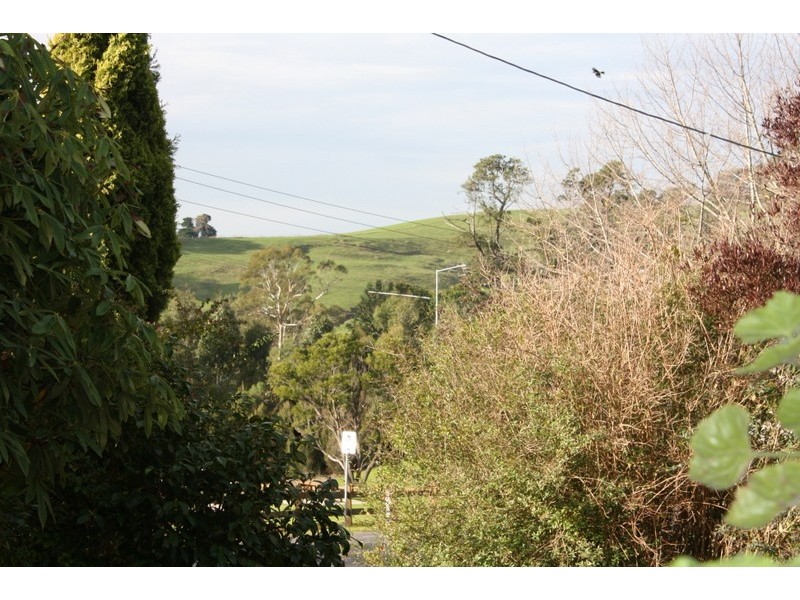 48 Victoria Street, Loch VIC 3945