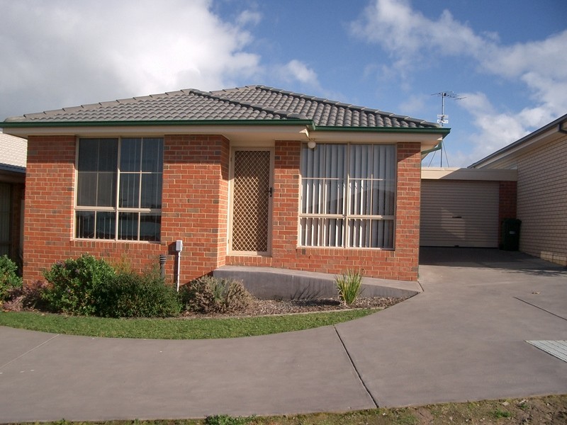 3/2 Little Princess Street, Korumburra VIC 3950