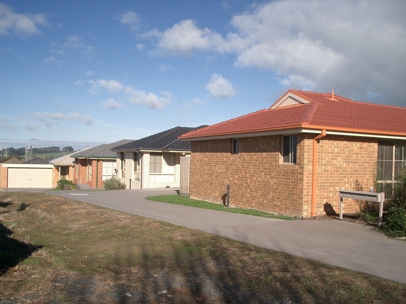 3/2 Little Princess Street, Korumburra VIC 3950