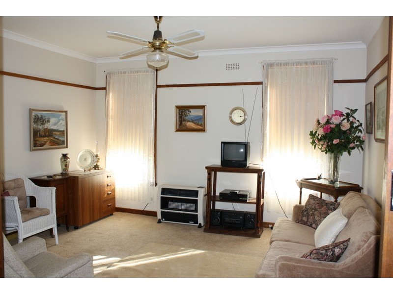 27 McQueen Steet, Korumburra VIC 3950