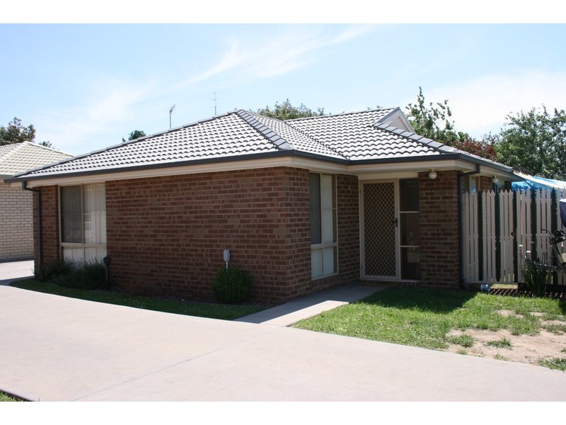 1/66 ANDERSON STREET, Leongatha VIC 3953