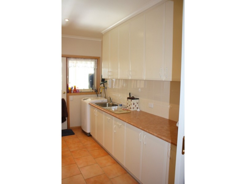 2 Valleyview Parade, Korumburra VIC 3950