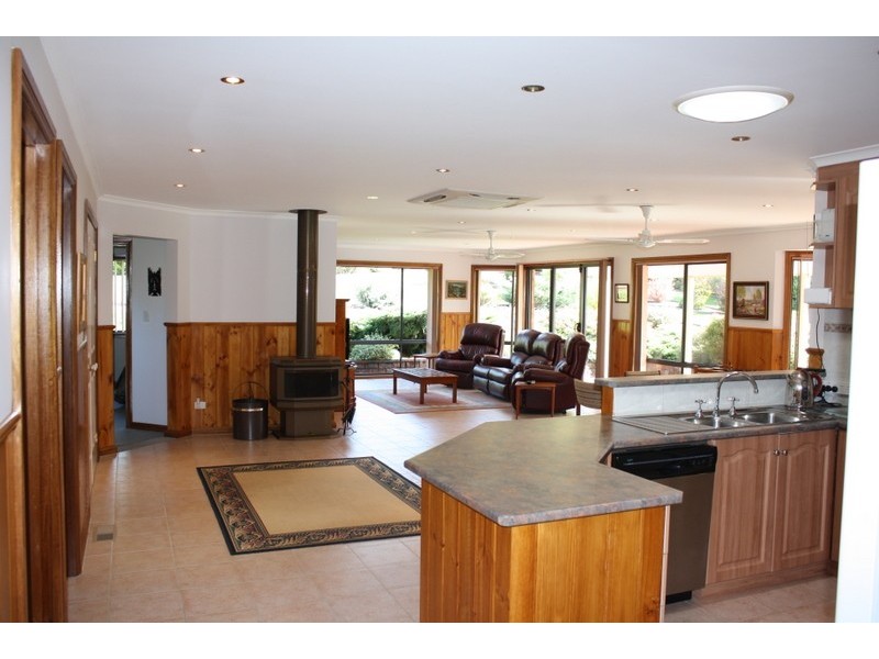 56 Sommers Crescent, Korumburra VIC 3950