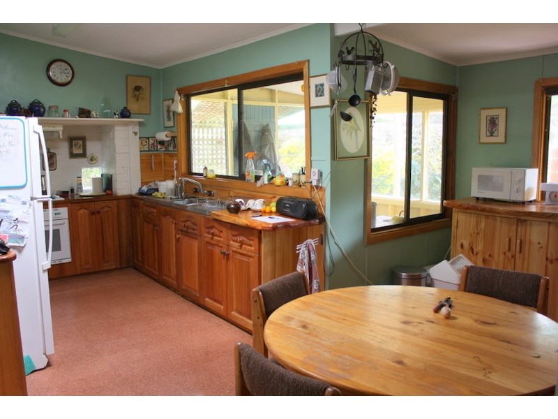 80 Canobios Road, Bena VIC 3946