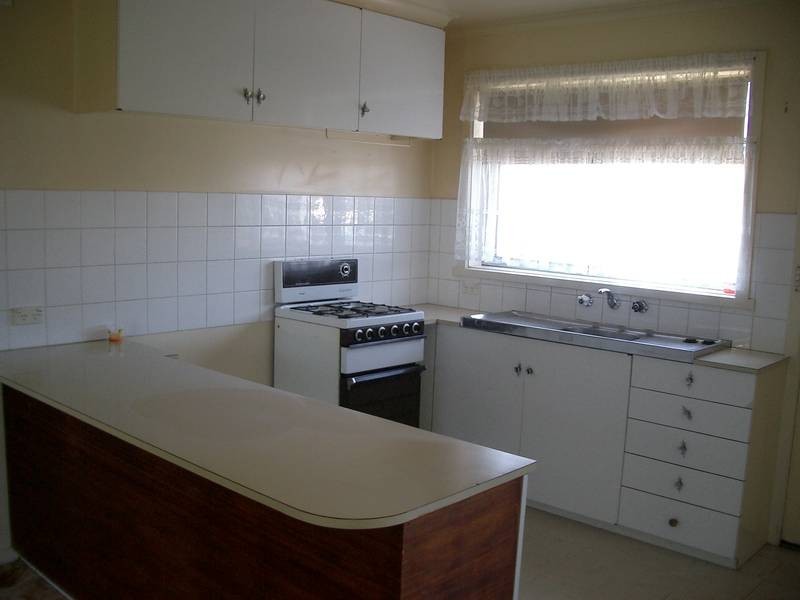 8 Ruddville Avenue, Korumburra VIC 3950