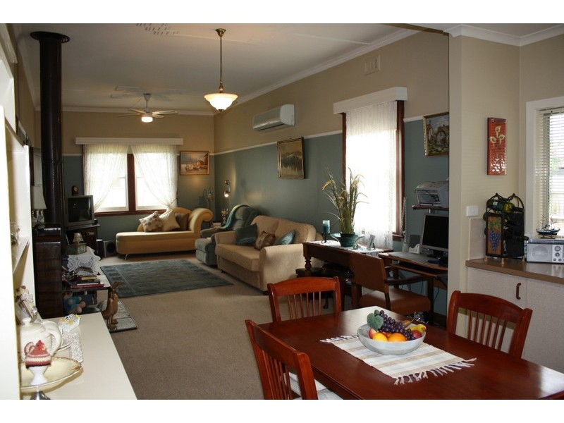 9 Bourke Street, Korumburra VIC 3950