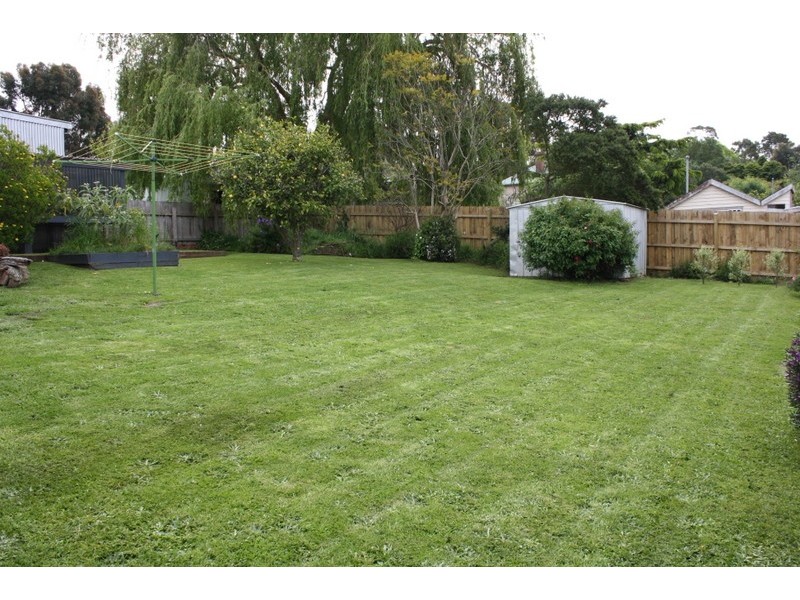 9 Bourke Street, Korumburra VIC 3950