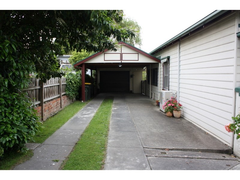 9 Bourke Street, Korumburra VIC 3950