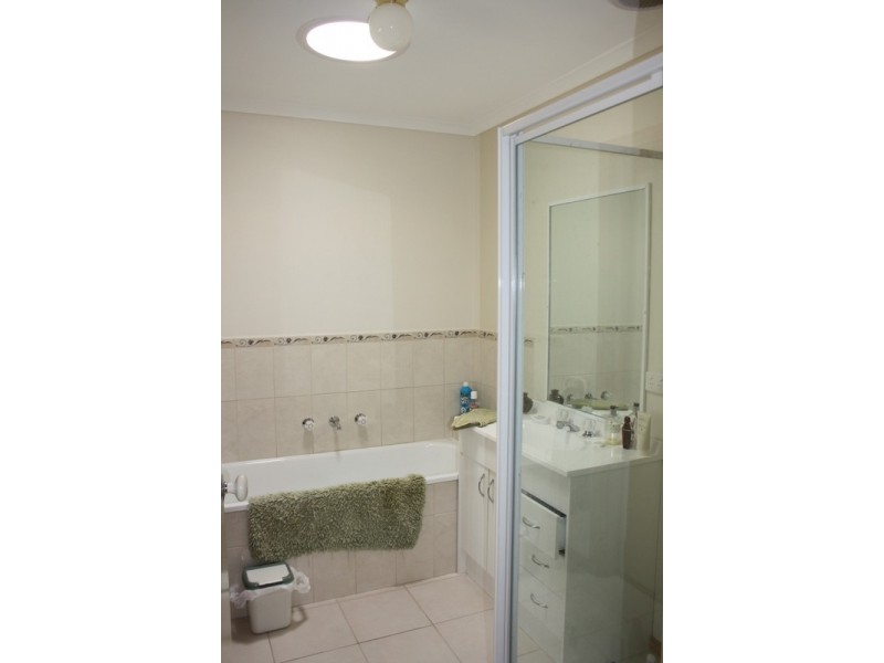 2/2 Little Princess Street, Korumburra VIC 3950