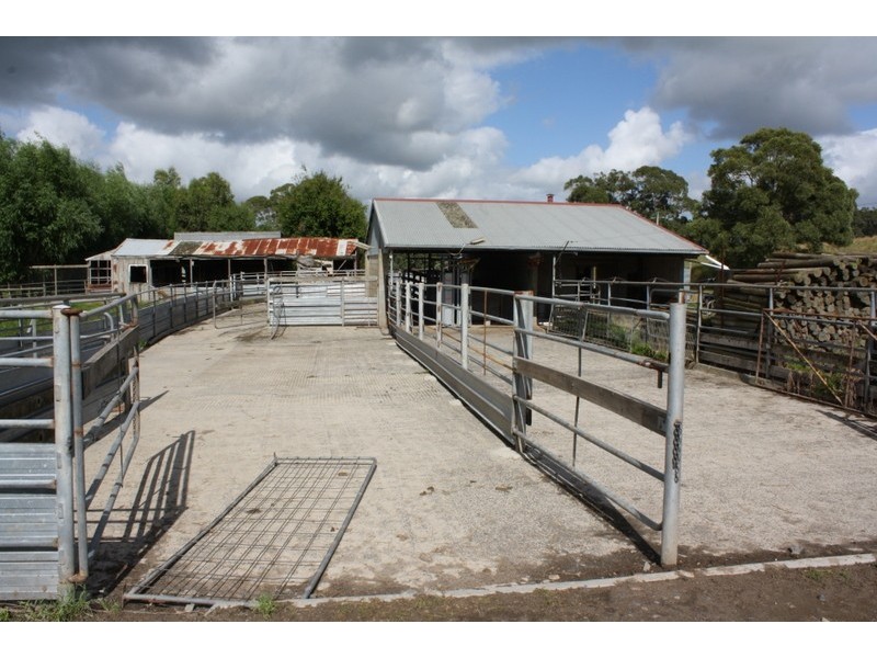 328 Ferriers Road, Loch VIC 3945