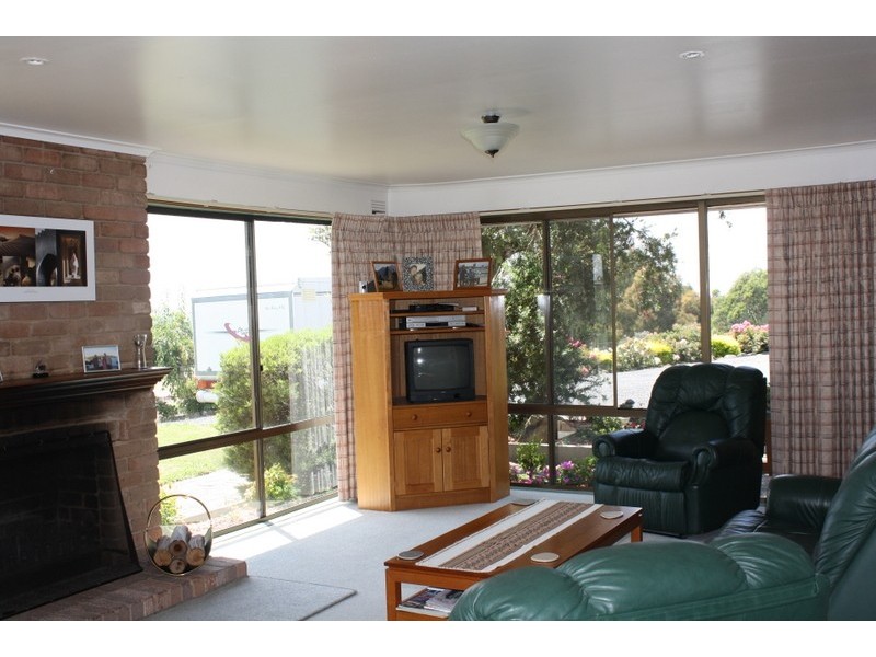 11 Inches Road, Korumburra VIC 3950
