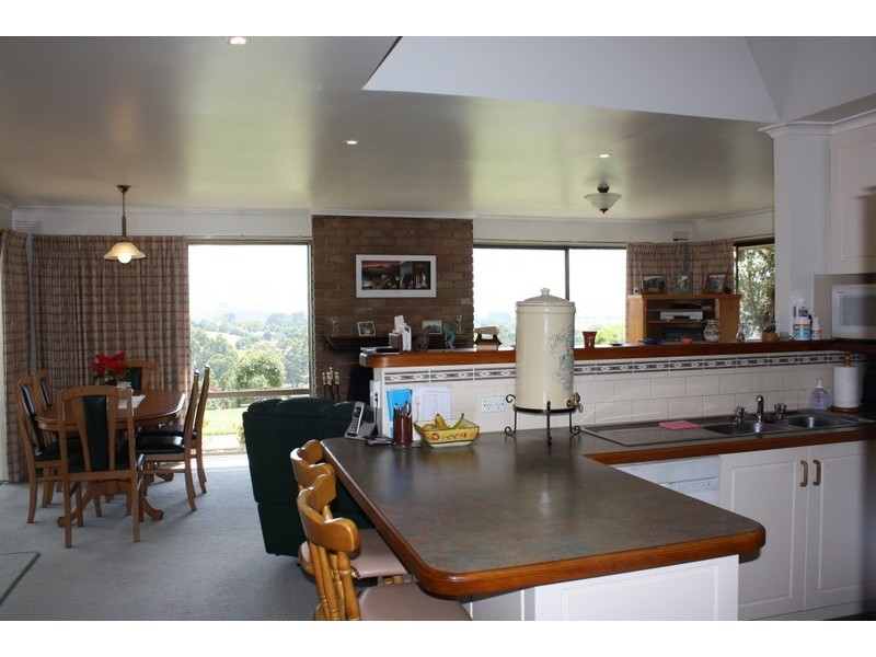 11 Inches Road, Korumburra VIC 3950