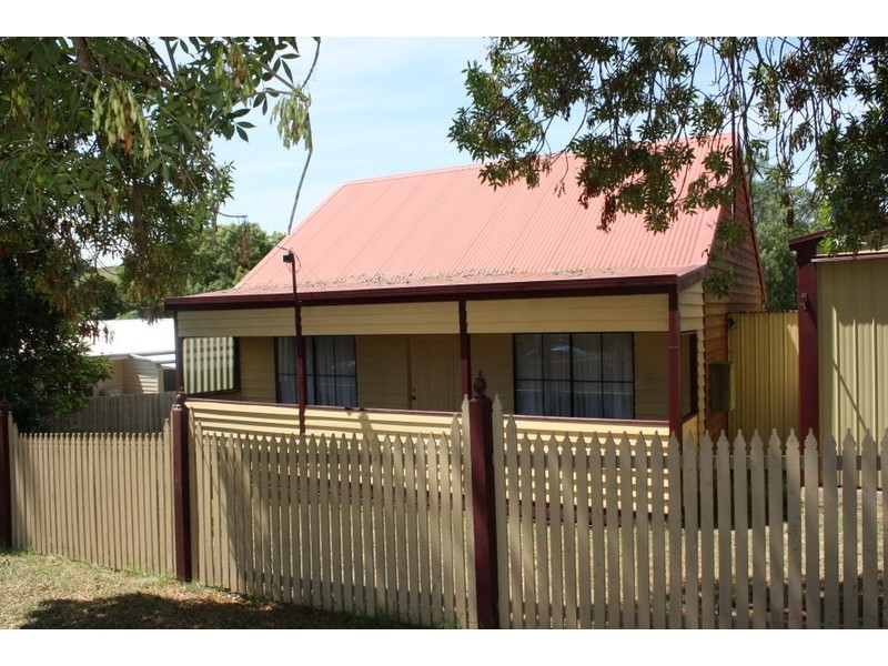 3 Smith Street, Loch VIC 3945