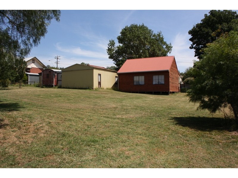 3 Smith Street, Loch VIC 3945