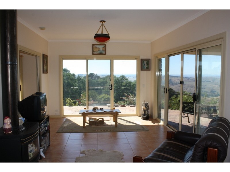 84 McIntoshes Road, Strzelecki VIC 3950