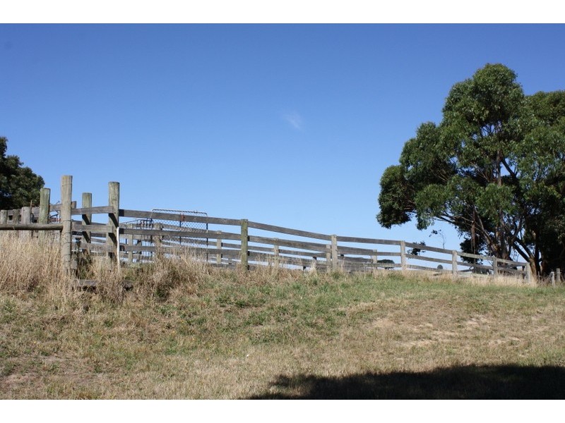 84 McIntoshes Road, Strzelecki VIC 3950