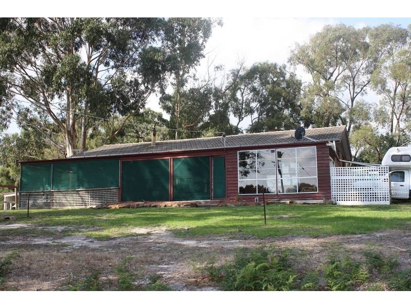 995 McDonalds Track, Nyora VIC 3987