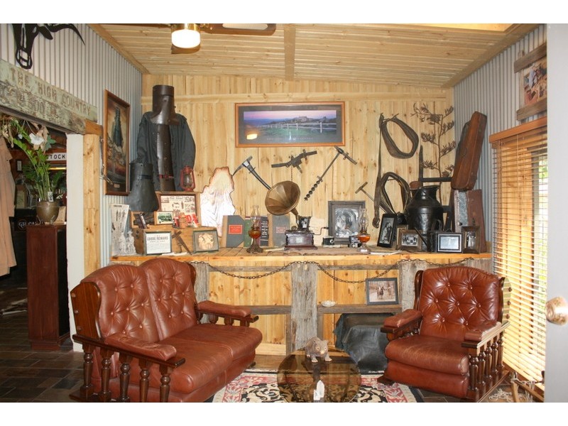 6750. South Gippsland Highway, Loch VIC 3945