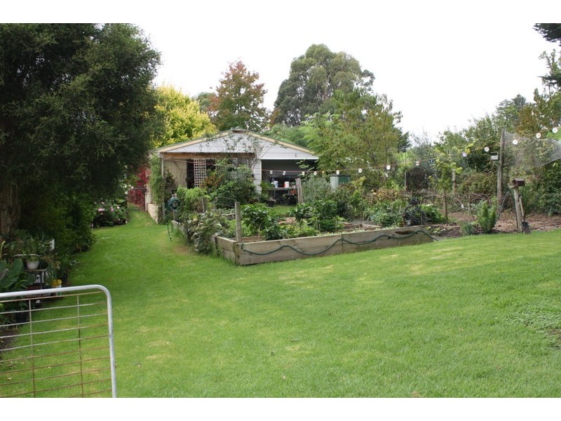 12-14 Roy Street, Loch VIC 3945