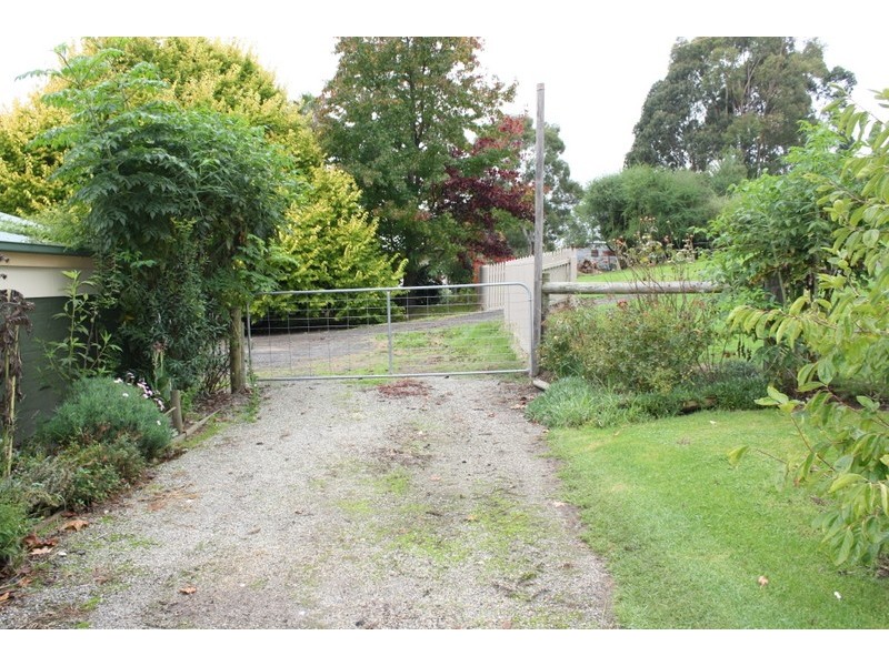 12-14 Roy Street, Loch VIC 3945