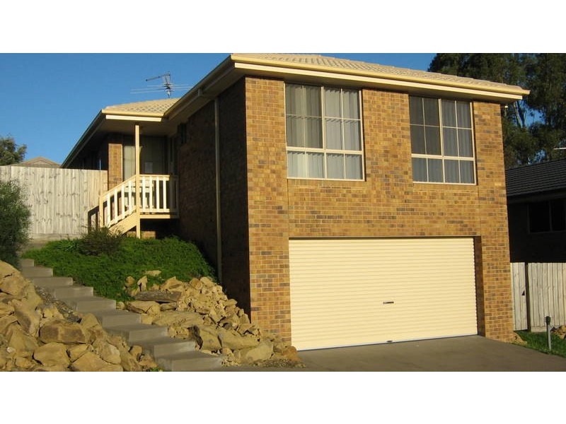 2/31 Bates Avenue, Korumburra VIC 3950