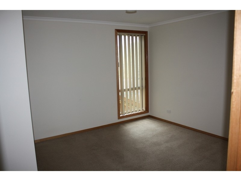 2/31 Bates Avenue, Korumburra VIC 3950