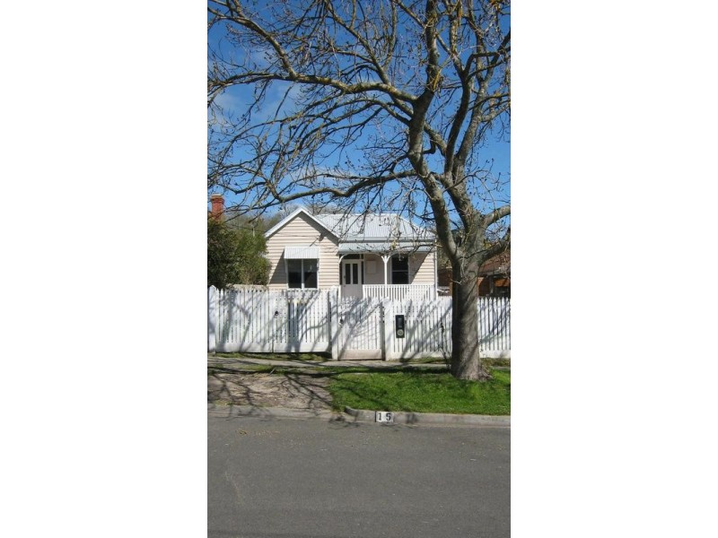 15 Queen Street, Korumburra VIC 3950