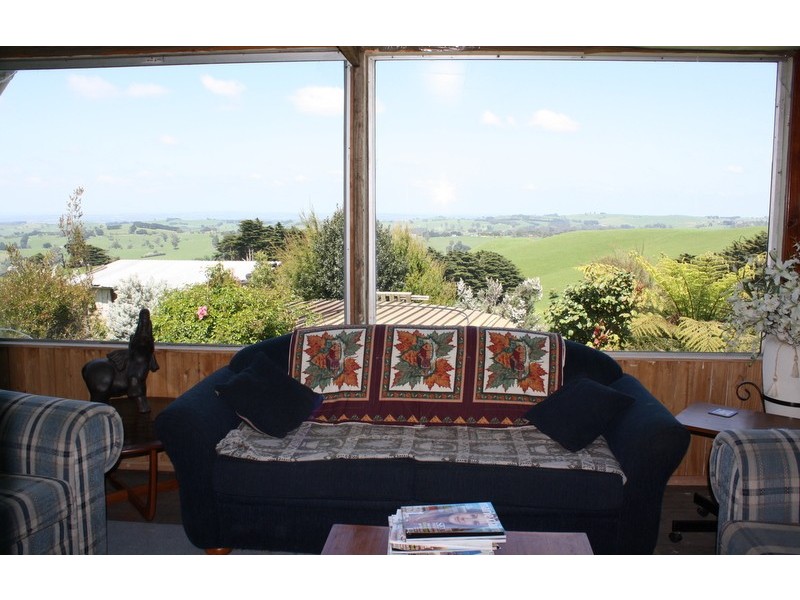 180 One Chain Road, Arawata VIC 3951