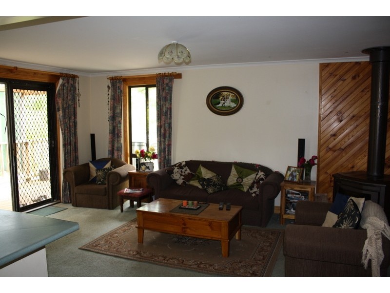 9 Lower Gordon Street, Korumburra VIC 3950