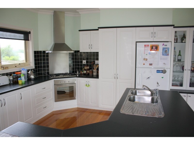 1 Valley View, Korumburra VIC 3950